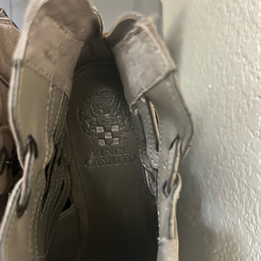 Vince Camuto – Prestetta ~ FOXY TRUE SUEDE - Picture 5 of 6